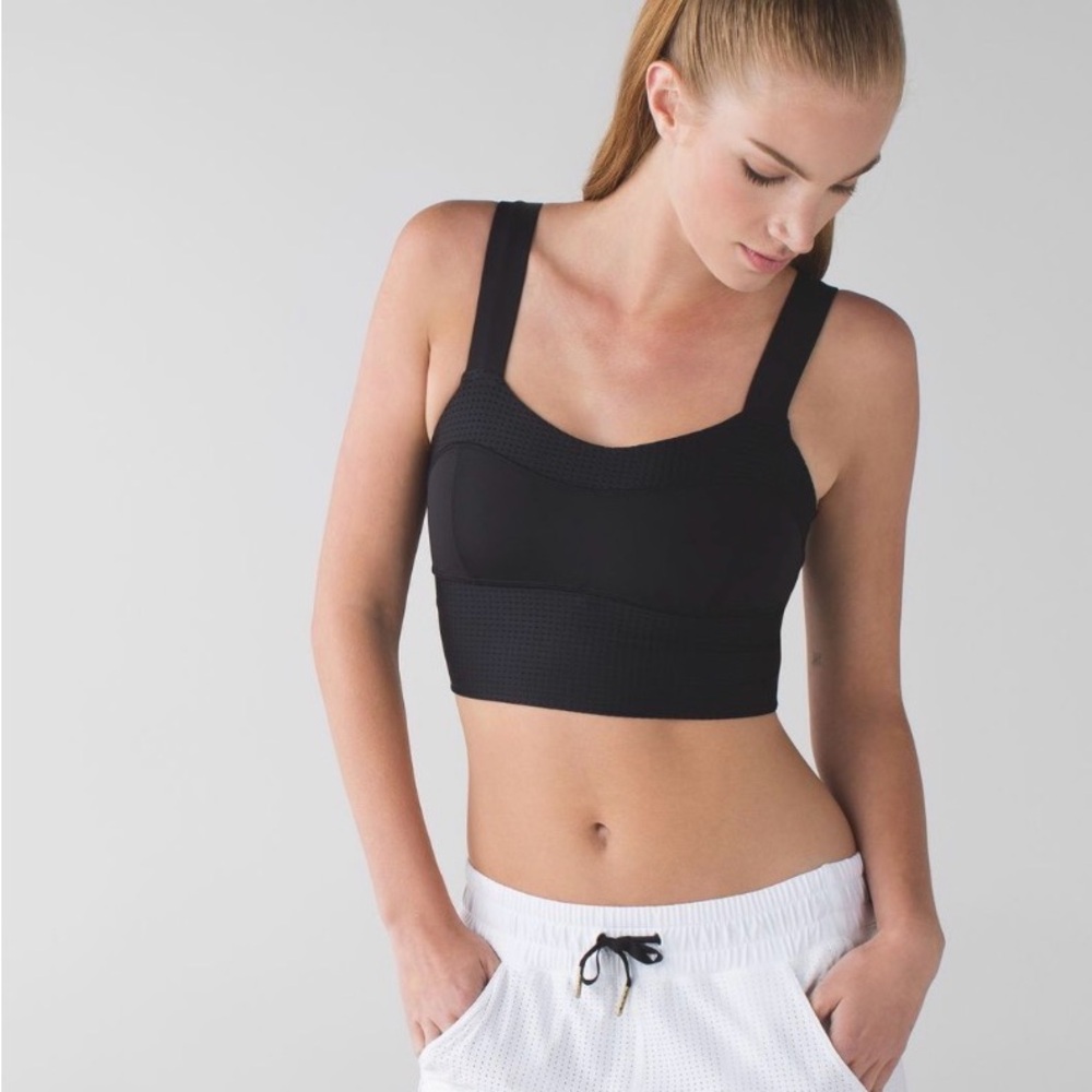 LuluLemon Black Var-City Longline Sports Bra